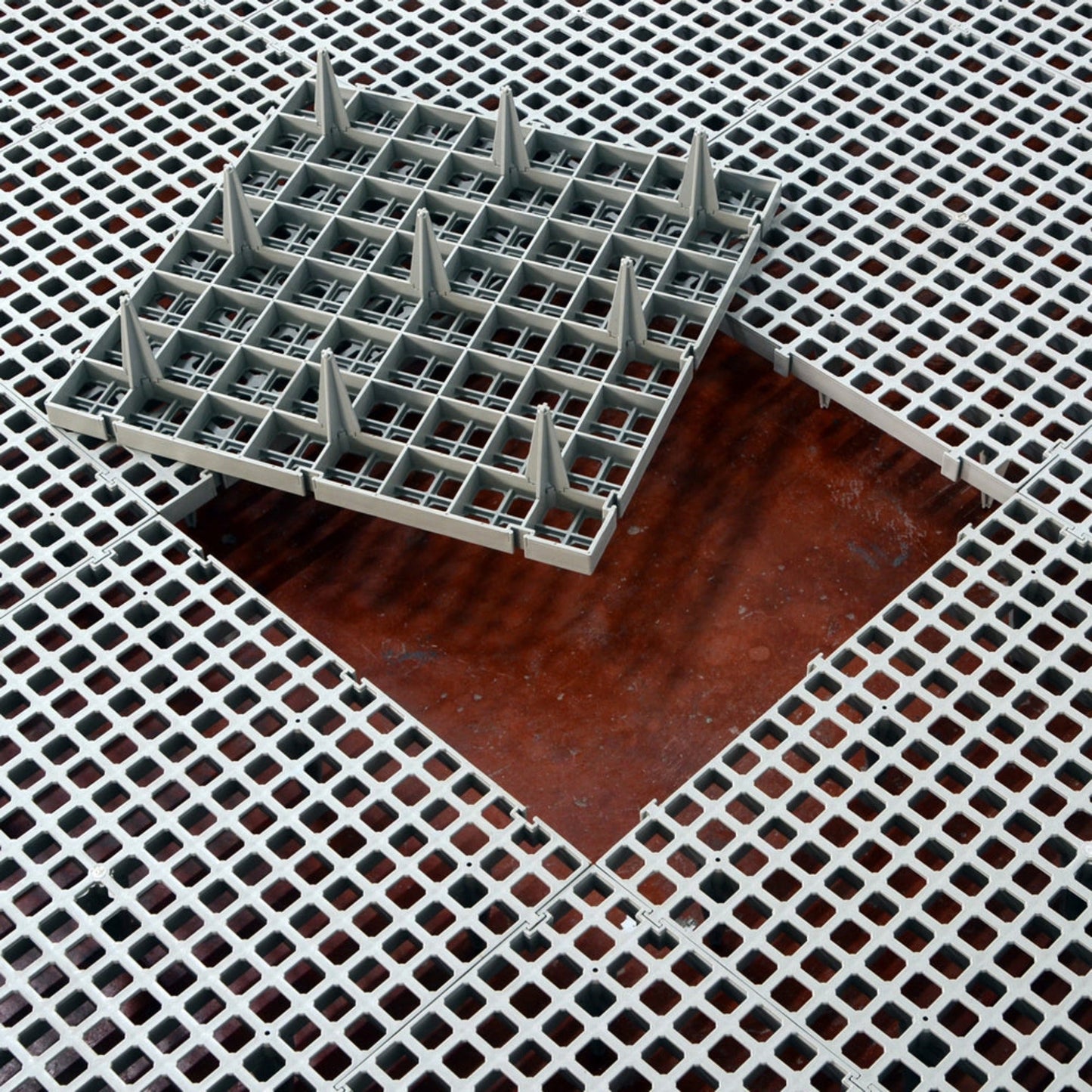 Slat Flooring - Large Hole (Legs: Medium)