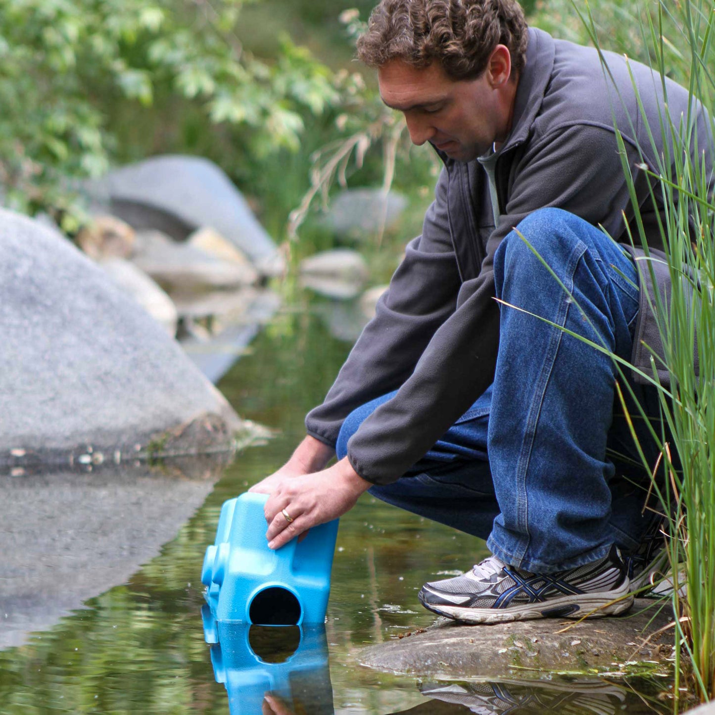 AQUABRICK® FOOD AND WATER STORAGE CONTAINER - 6 PACK & SPIGOT