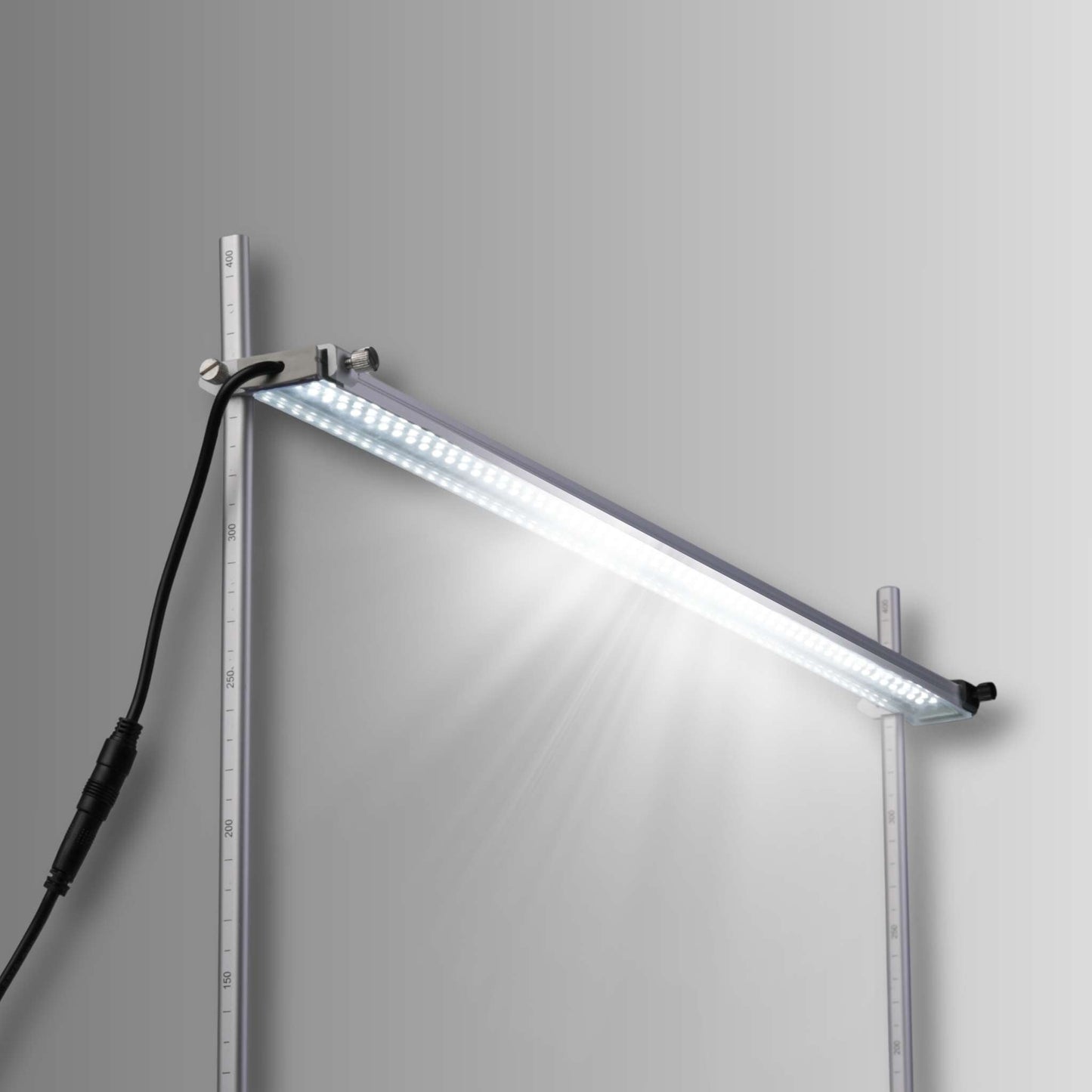 2 FT LED Grow Light with Stand