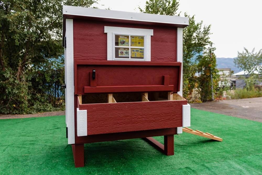 Medium Chicken Coop — Up to 10 Chickens