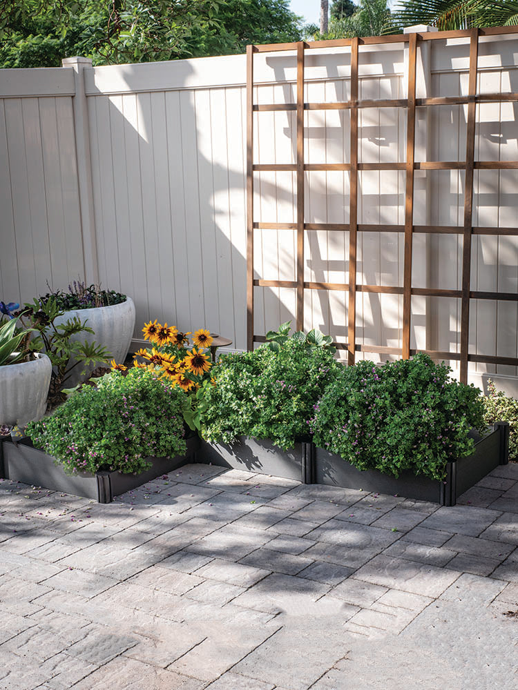 MODULAR RAISED GARDEN BED