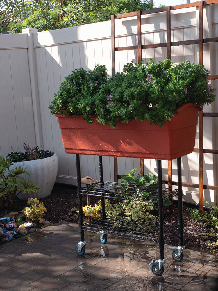 ELEVATED MOBILE PLANTER